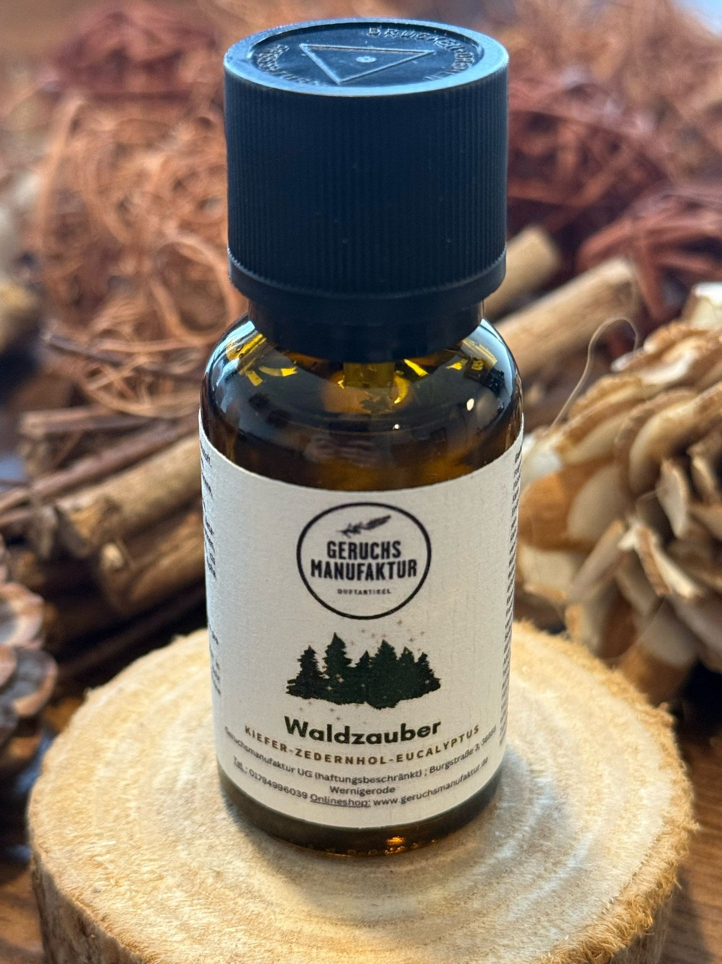Aromatherapie-Öl „Waldzauber“ – Natur & Frische