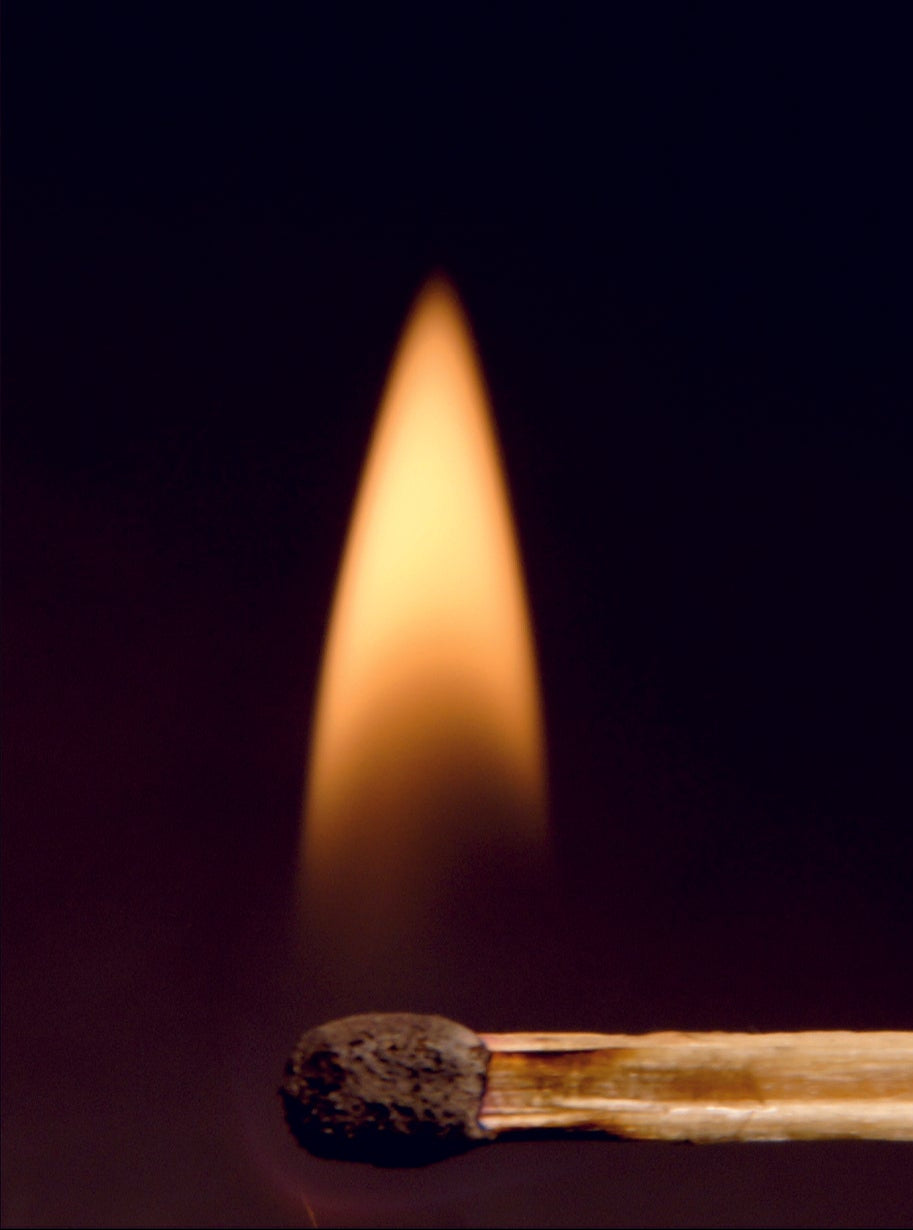 Duftkerze „Focus Flame“ – Klarheit & Frische