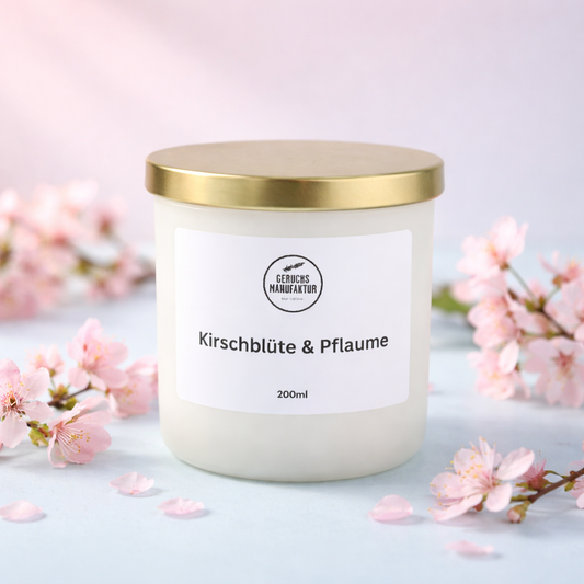 Limitierte Duftkerze „Kirschblüte & Pflaume“